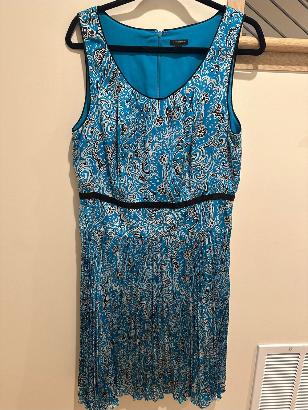 Ann Taylor Teal and Black Paisley Midi Dress